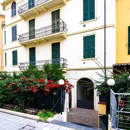 Sanremo Grand Central Apartment ภายนอก รูปภาพ